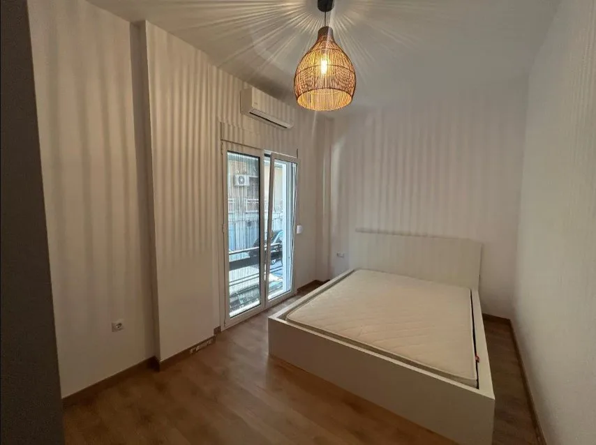 Bedroom · Photo 3/5